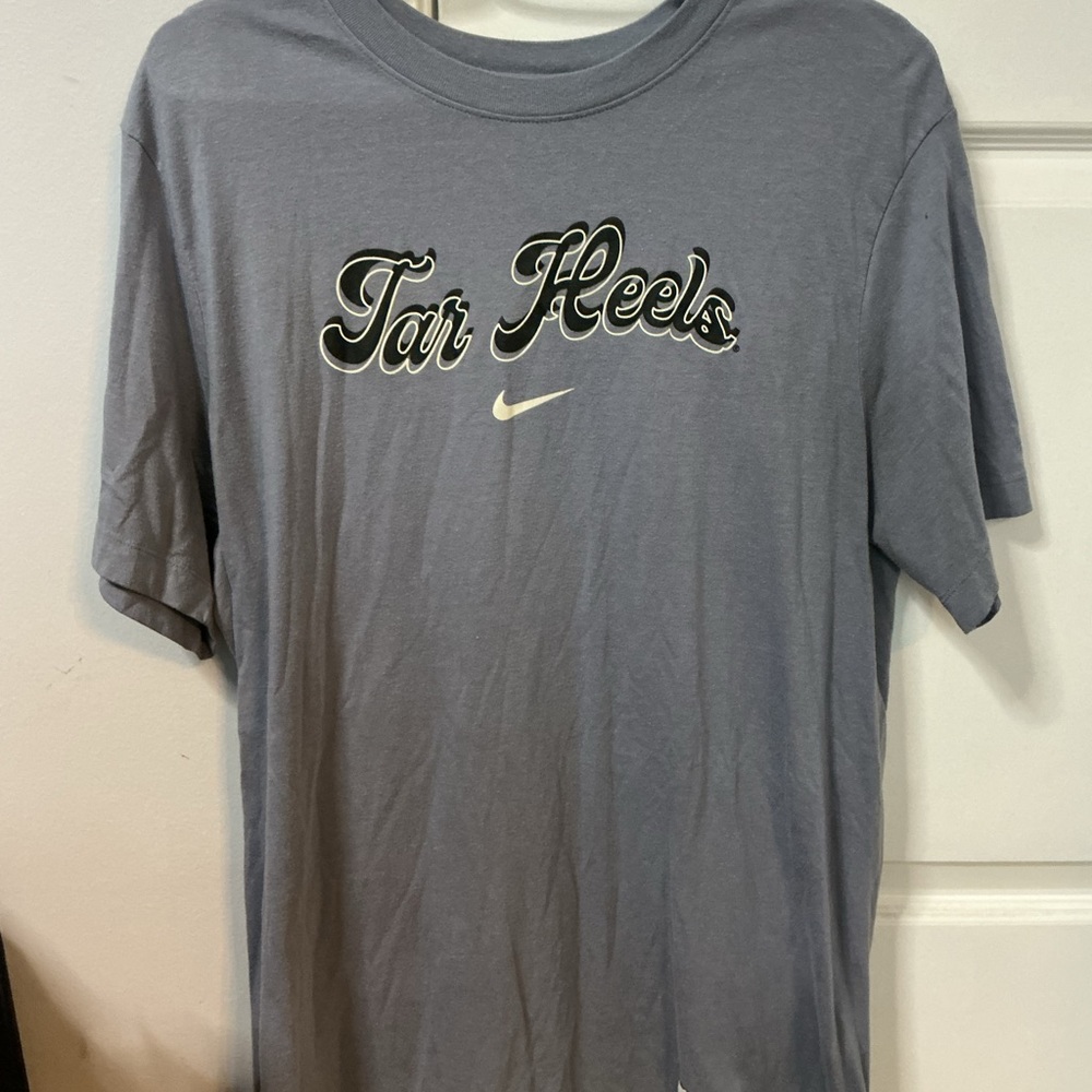 Nike Men's Gray Tar Heels Tee